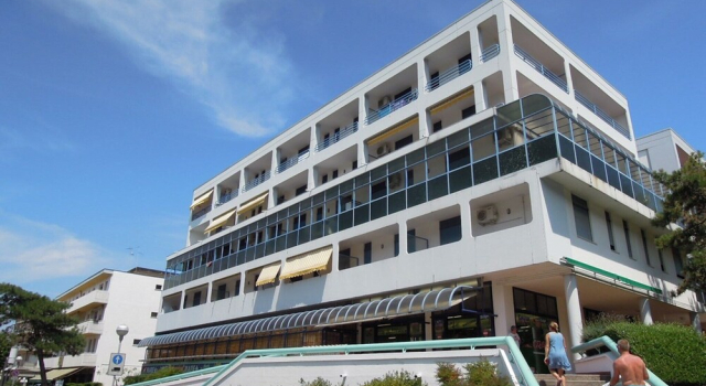 Beautiful Three-room Apartment Close to the Beach