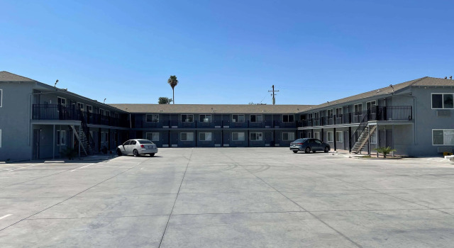 Super 8 by Wyndham Bakersfield CA Near Airport, Rezervați Hotel Bakersfield 