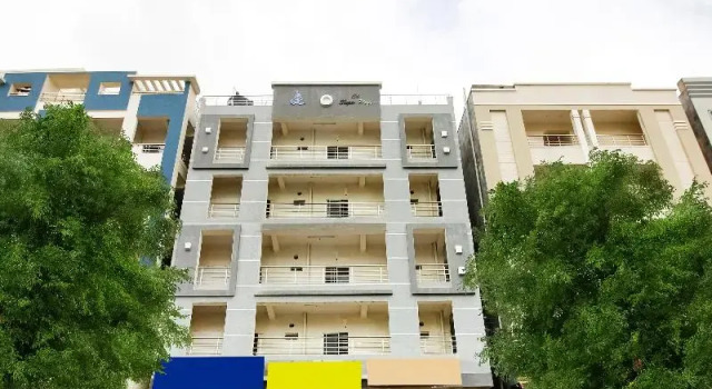 OYO Flagship 61858 Hotel Banyan Tree