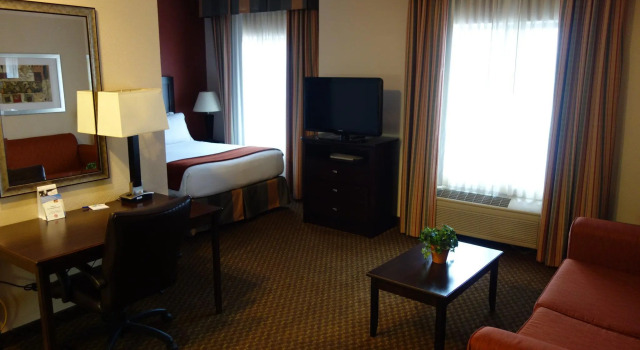 Двухместный номер Standard Holiday Inn Express Hotel & Suites Pleasant Prairie-Kenosha by IHG