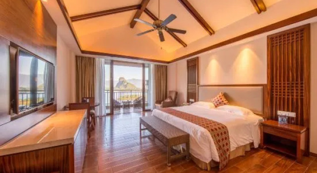 Двухместный люкс с видом на озеро BJG Swan Lake Hot Spring Hotel Yingde