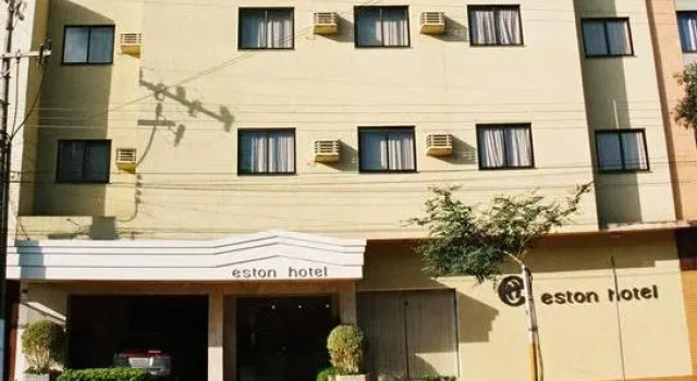 Кровать в общем номере Eston Hotel - LOCALIZAÇÃO CENTRAL PRIVILEGIADA -PET FRIENDLY