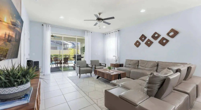 Grand 7Bed Family Villa Pool, Spa & Games Room, Book Feriehus SPA-hoteller i Florida, SPA