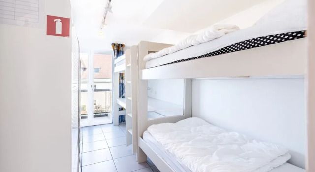 Apartment in Oostduinkerke With Garage, Prenota Appartamento Hotel a Flanders con parcheggio, Parcheggio