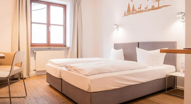 Standart çift kişilik oda Fuchsbräu