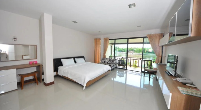 Maeklong Marina Resort, Забронировать Курортный отель Дамноен Садуак Ратбури