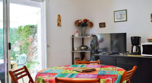Appartement Le Lavandou, 2 pièces, 5 personnes - FR-1-251-364