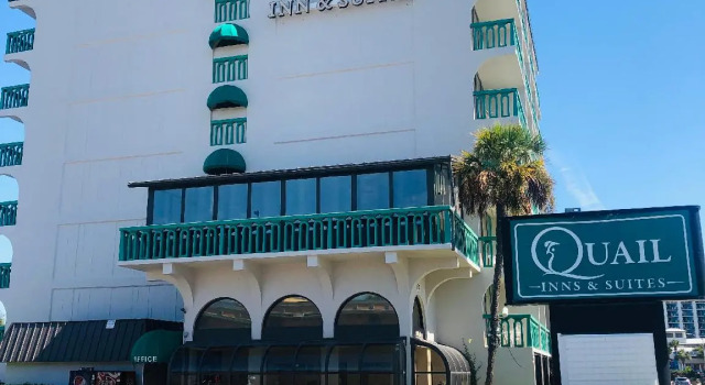 Quail Inn and Suites - Myrtle Beach, Забронировать Отель Отели Южной Каролины с бассейном, Бассейн