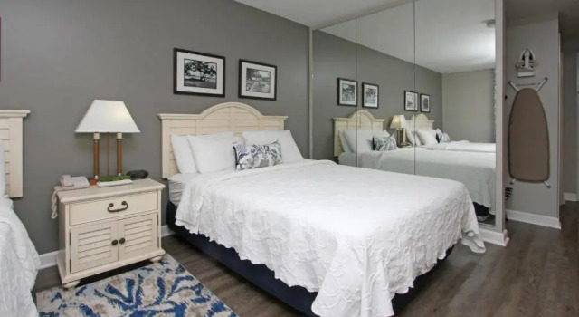 Четырёхместный номер Standard Bay Pointe Inn