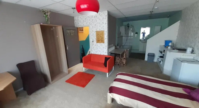 casa di Claudia, Book Hotel Hotels in Antwerp with a Pool, Swimming Pool