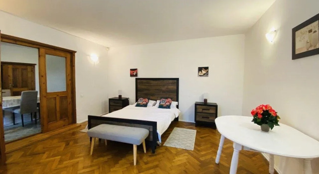 Apartment Werkstatt, Забронировать Апартаменты/квартира Бран Брашов, рядом с Площадь городского совета
