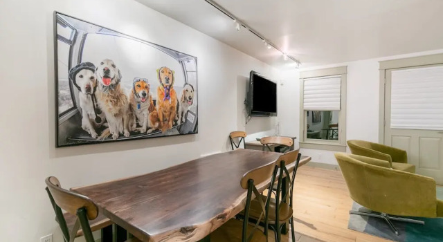 Diamondtooth Cottage by Avantstay Cottage in Historic Telluride w/ Ski Access Permit #:16096, Забронировать Дом для отпуска Виллы Telluride Ski, Вилла