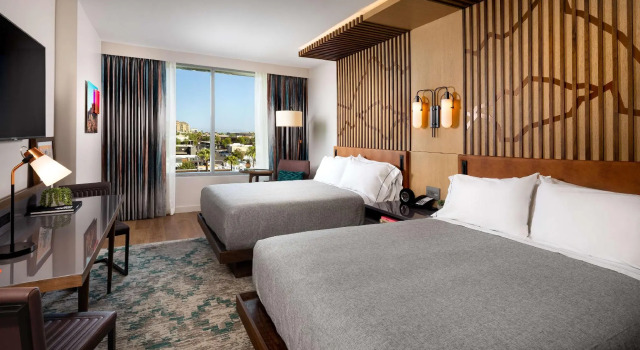 Четырёхместный номер Standard Canopy By Hilton Scottsdale Old Town