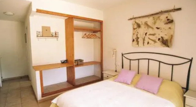 Hostal de lAigua, Prenota Hotel Sant Llorenc de la Muga Pirenei Catalani