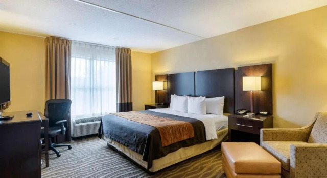 Номер Standard Comfort Inn & Suites Lexington Park near Pax River