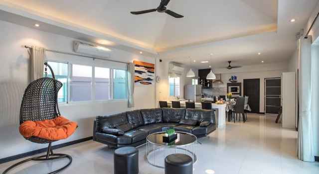 Modern Elegance 3BR Pool Villa Marine
