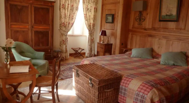 Номер Deluxe Chambres dHôtes du Hameau Les Brunes