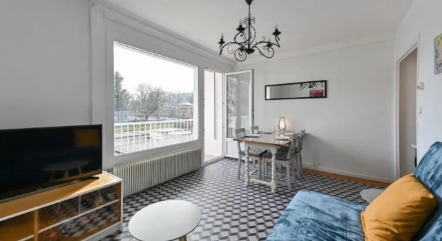 Апартаменты Le Boileau - Apartment for 4 people parking and balcony CLOSE to the Lake