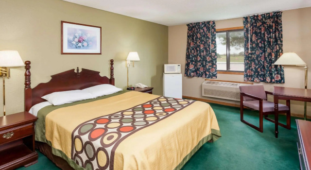 Двухместный номер Standard Super 8 by Wyndham McLean/Bloomington SW