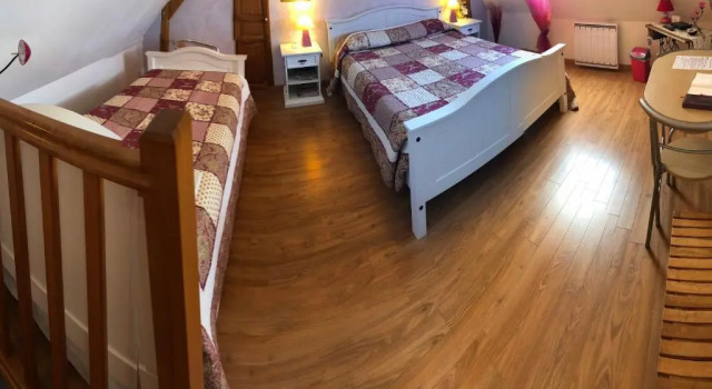 La Carrière, Book Hotel  