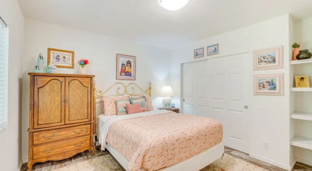 Community Pool & On-site Farm: Placerville Cottage, Reserva ahora Casa o chalet Placerville California