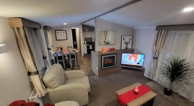 5 Geranium, Holiday Home in Oakdene Forest Park, Rezervasyon Otel Ferndown otoparklı oteller, Otopark
