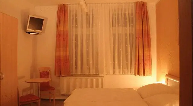 Pension bei der Marienkirche, Rezervovat Hotel Muehlhausen 