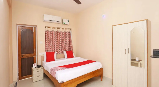 Oyo 11866 N J Residency