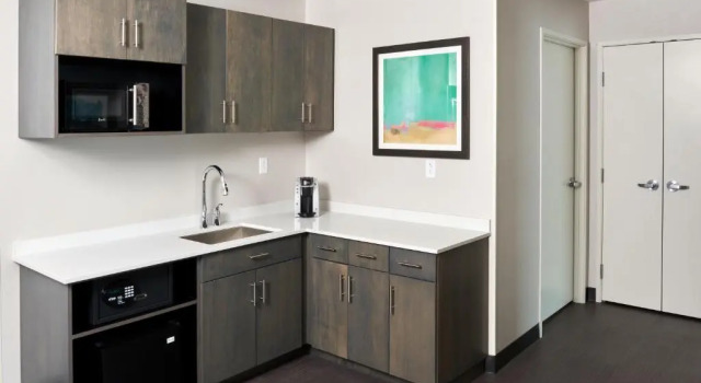 Люкс Holiday Inn & Suites Philadelphia W - Drexel Hill by IHG
