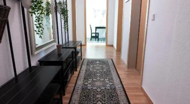 Lutherviertel-Apartment mit 2 SZ in Uni-Nähe, Забронировать Апартаменты/квартира Хемниц Саксония