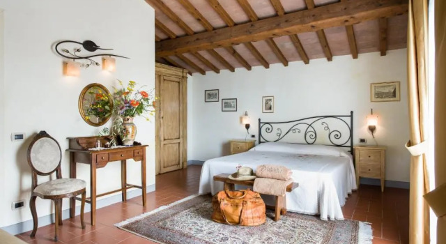 Fattoria Pogni, Rezervați Hotel Marcialla Toscana