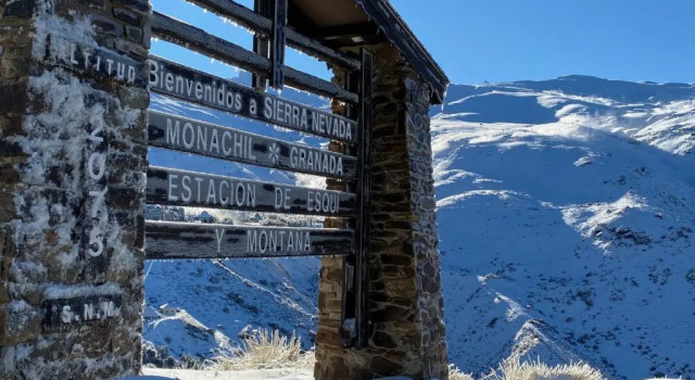Апартаменты Inside Plaza Sierra Nevada