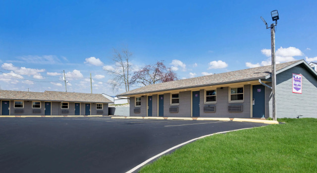 Knights Inn and Suites Salem