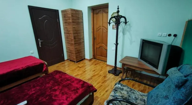 Guest House Nadejda, Забронировать Гостевой дом Гостевые дома Батуми, рядом с Фонтан Нептуна, Гостевой дом