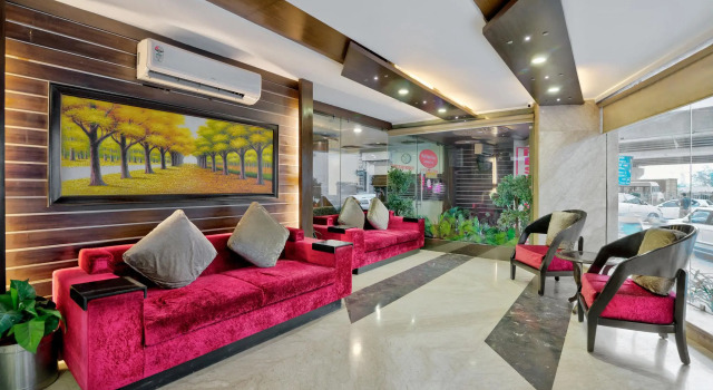 Люкс с 3 комнатами Airport La Sapphire Hotel & Restaurant