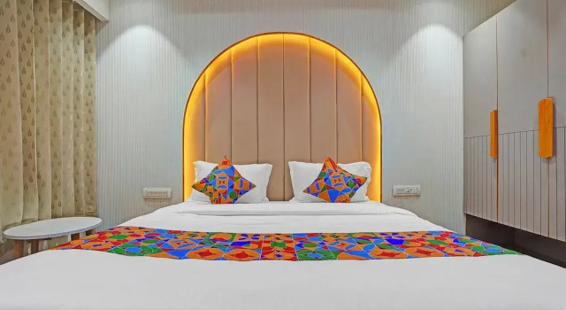 Номер Deluxe Fabhotel Raj Palace I