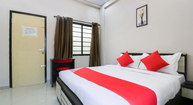 OYO 70830 Fort Land Residency, Prenota Hotel Bekal Kerala