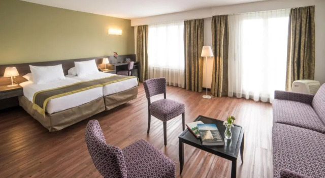 Люкс Hotel Montana
