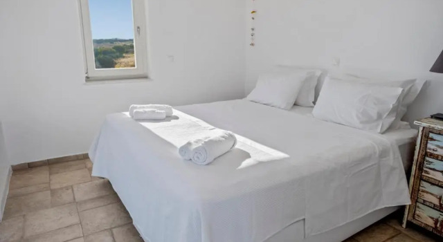 Studio with Seaview at Faragas, Prenota Hotel Aliki Paro