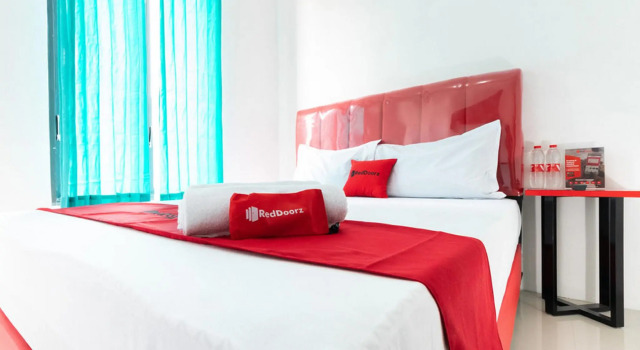 RedDoorz @ Jalan Dr Mansyur Medan 2, Rezerwuj Hotel Medan Sumatra