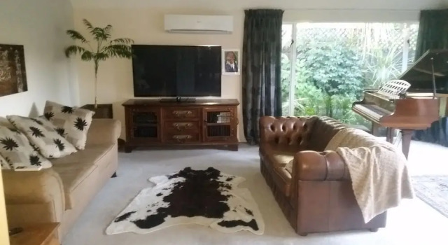 Berni's Boutique BnB Airport, Забронировать Отель «постель и завтрак» Отели Крайстчёрч с парковкой, Парковка
