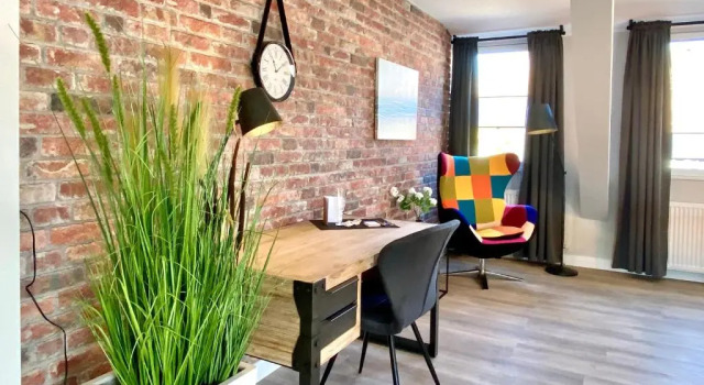 Апартаменты с балконом Schöne Ferienwohnungen teilweise mit Dachterrasse im Herzen von Itzehoe