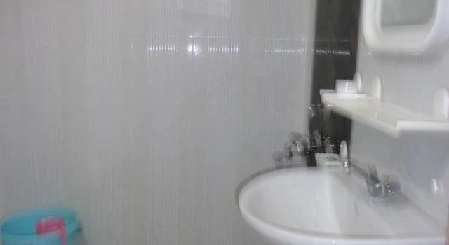Sakya Guest House, Забронировать Гостевой дом Отели Бодх-Гая с парковкой, рядом с Bodh Gaya Bus Station, Парковка