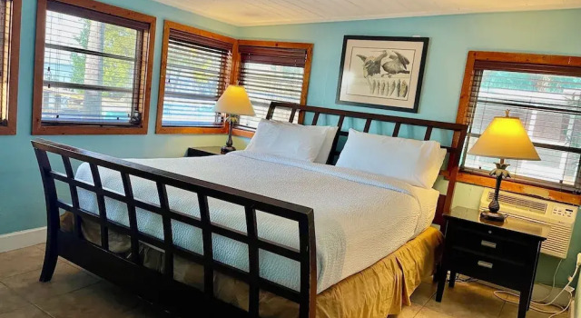 Люкс c 1 комнатой с видом на залив The Pelican Key Largo Cottages