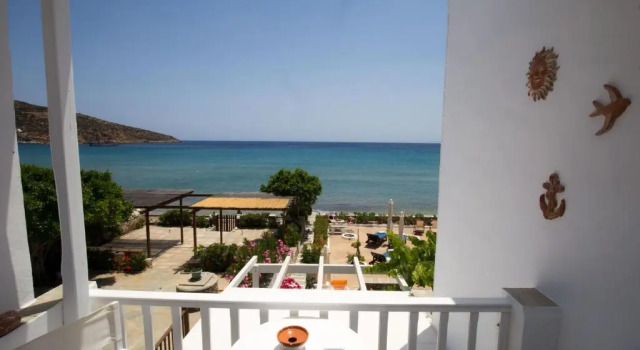 Трёхместный номер Standard с видом на море Pension Ageliki Sifnos