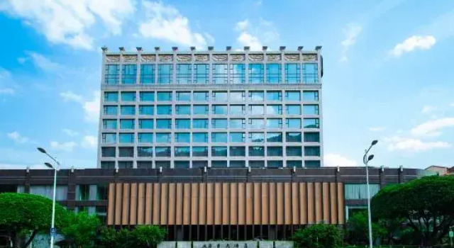 lanzunhotel, Забронировать Отель Отели Гулинь 4 звезды, 4*