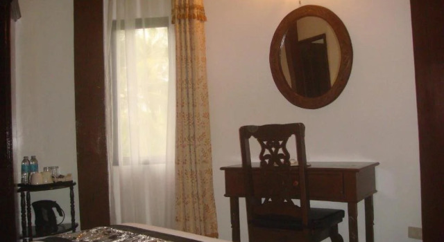 Padre Burgos Castle Resort, Book Ferieresort Padre Burgos Visayas