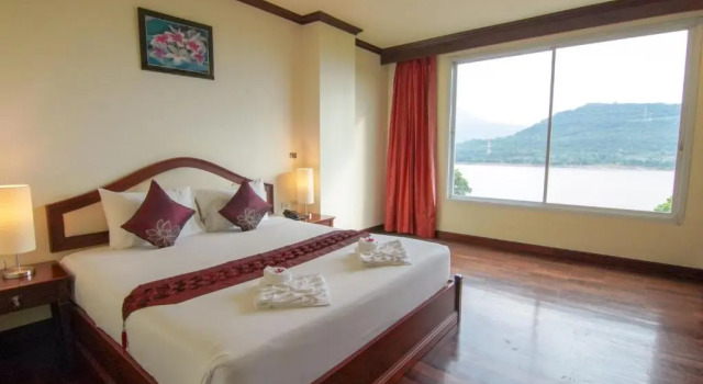 Номер Deluxe Arawan Riverside Hotel