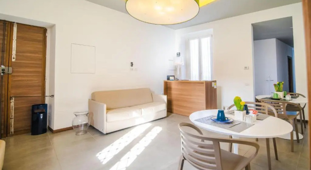 B&B Arco dei Pinto, Забронировать Отель «постель и завтрак» Отели Салерно с завтраком, рядом с Городская вилла Салерно, Завтраки
