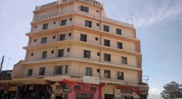 Joskaki Hotel, Varaa Hotelli Hotellit Laikipia pysäköinnillä, Pysäköinti